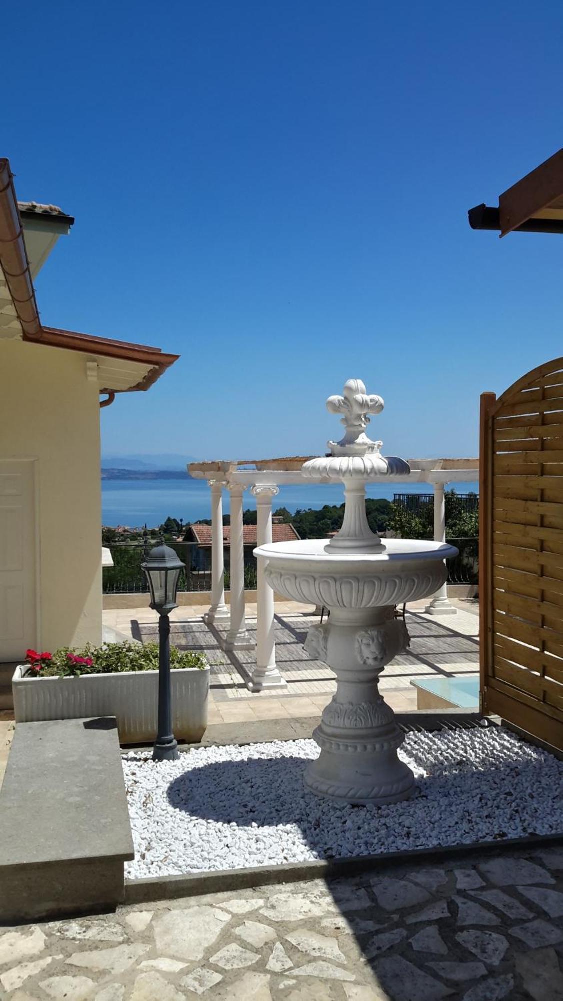 The White Villa Bracciano  Zewnętrze zdjęcie